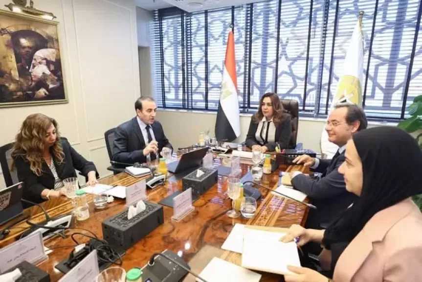 وزيرة التنمية المحلية والبيئة تبحث مع برنامج الأمم المتحدة الإنمائي آليات إنشاء الصندوق المصري لحماية الشعاب المرجانية