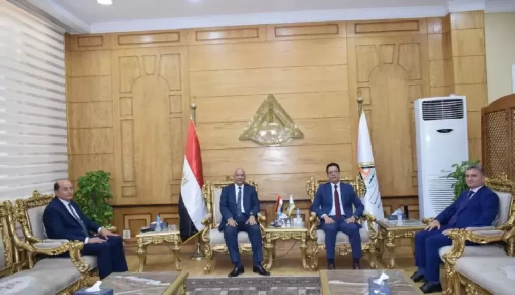 خط أحمر