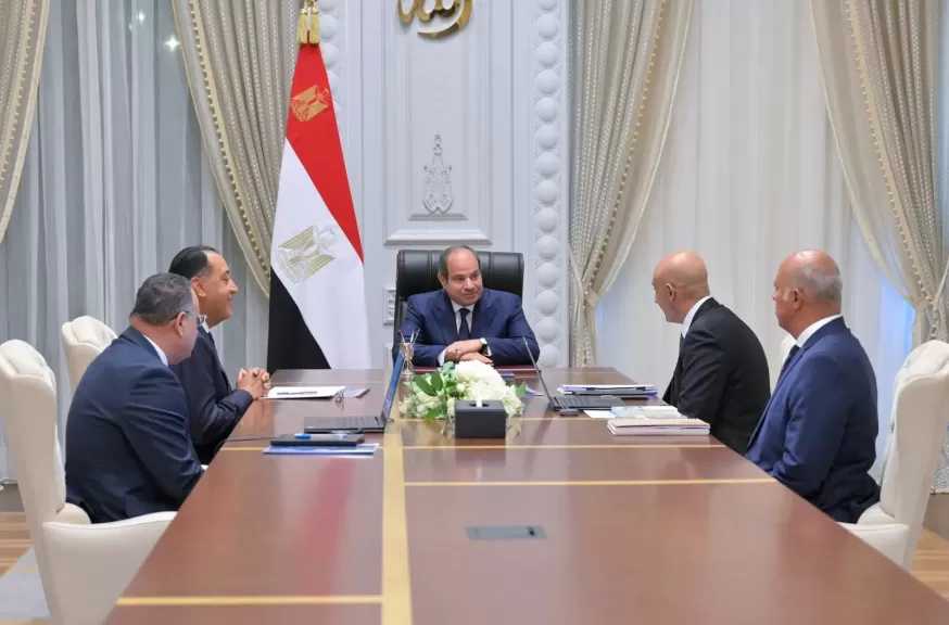 الرئيس السيسي يوجه بالاستمرار في تطوير منظومة التعليم والتحديث الدوري للمناهج والكتب الدراسية