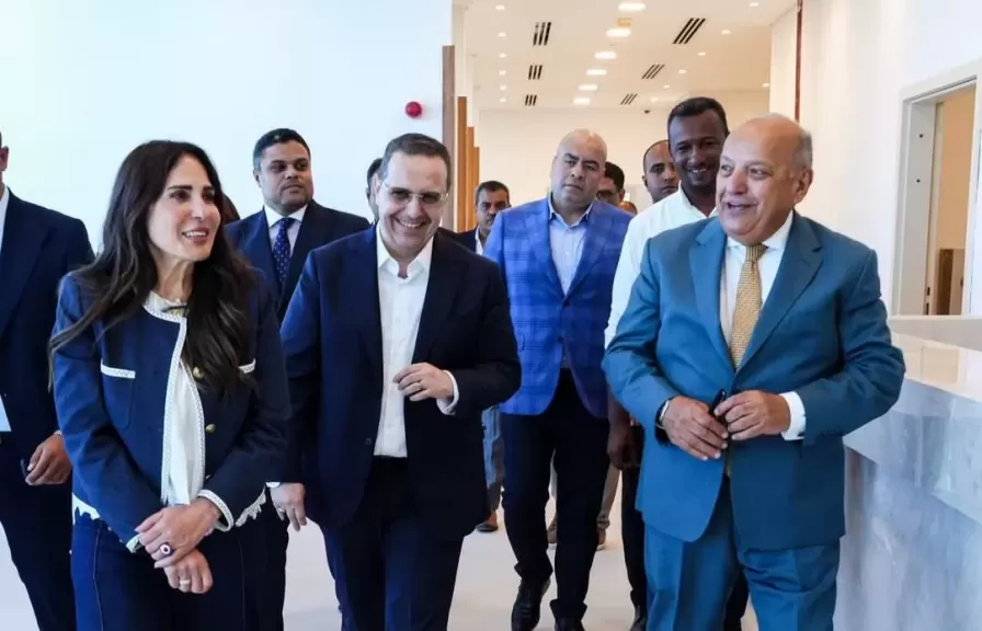 خط أحمر