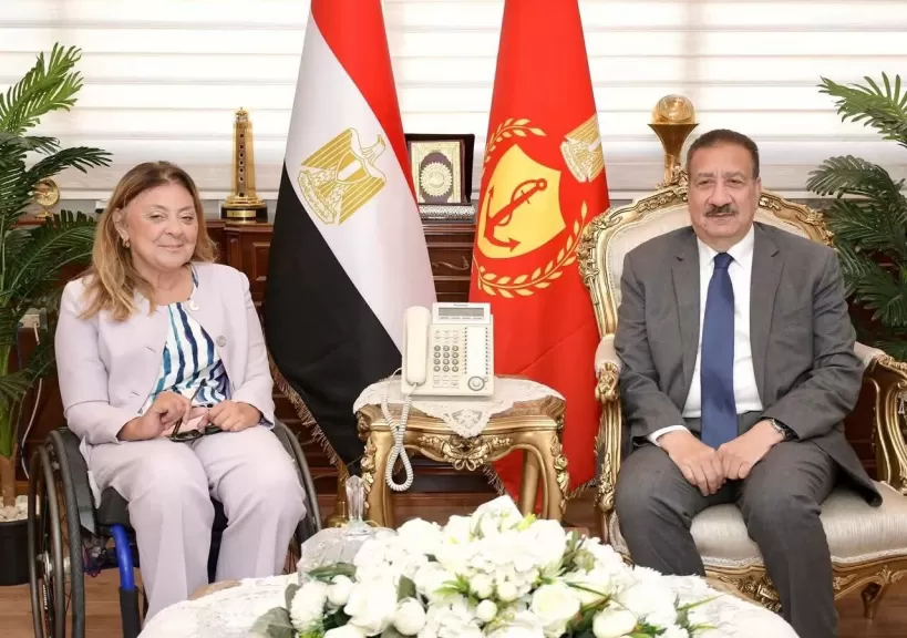 خط أحمر