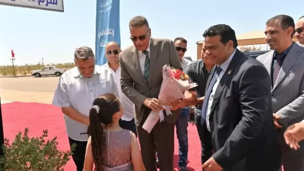 خط أحمر