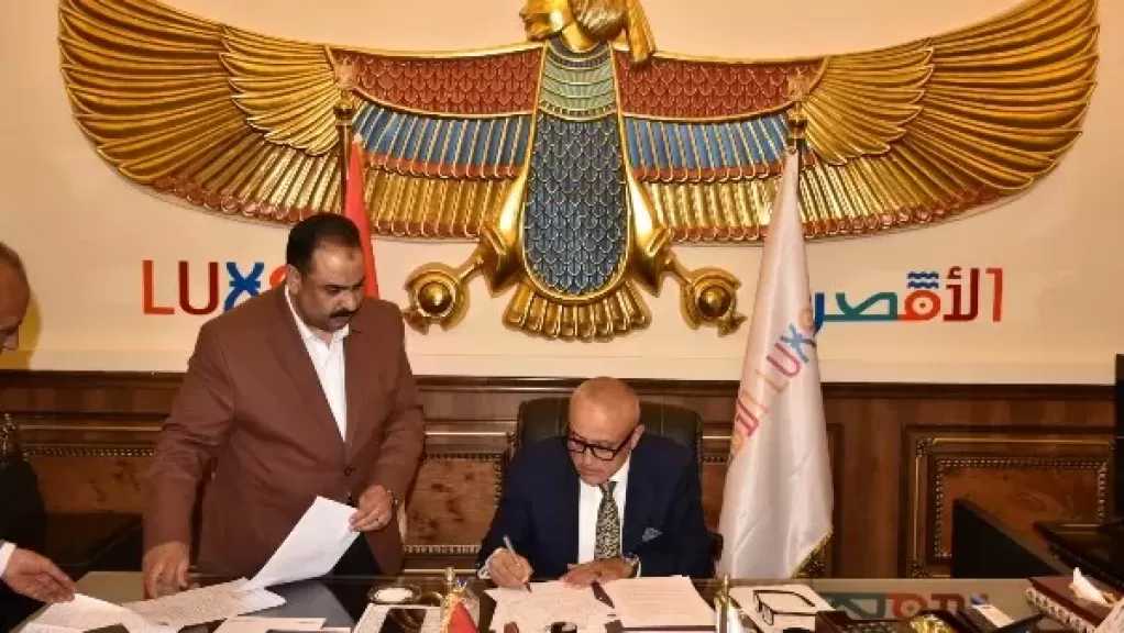 محافظ الأقصر يوافق على قبول 38 طلبًا آخر فوق الكثافة بمدارس التعليم الخاص
