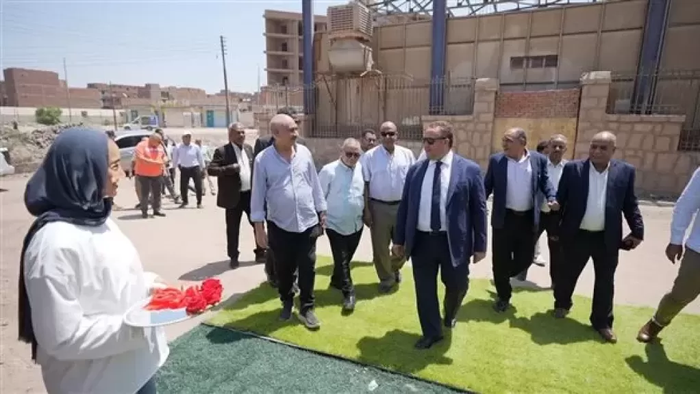 خط أحمر