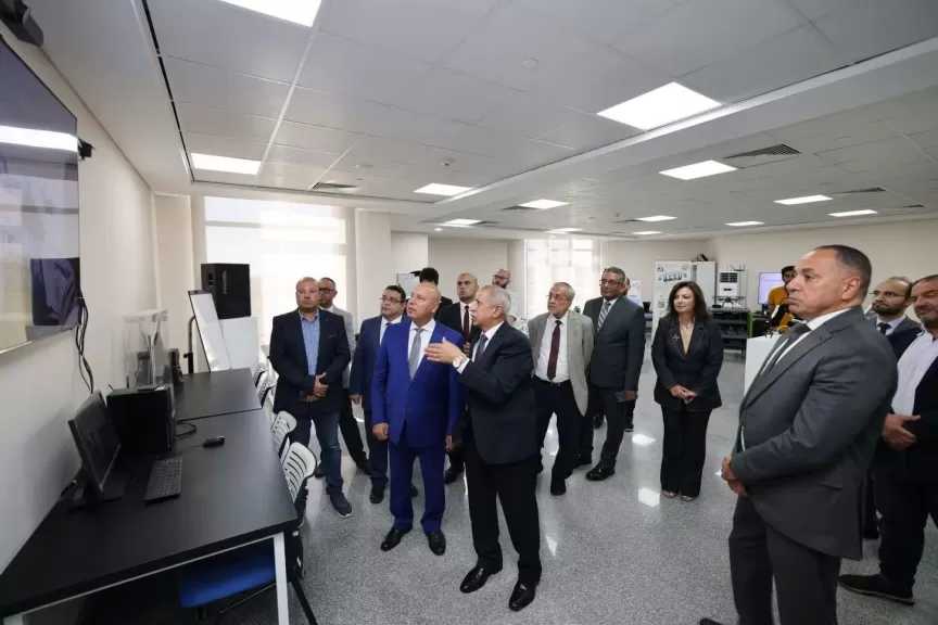 وزير النقل يتفقد فرع الأكاديمية العربية للعلوم والتكنولوجيا والنقل البحري بمدينة العلمين الجديدة