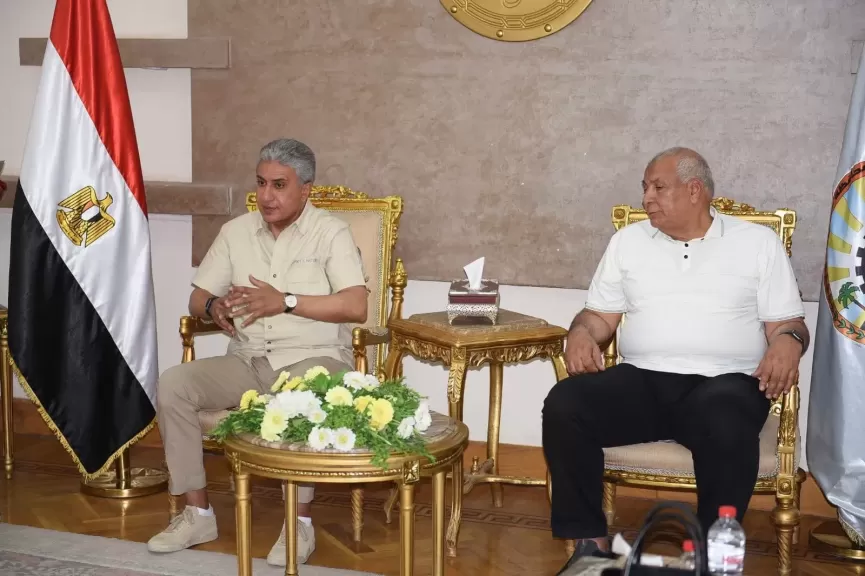 خط أحمر