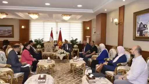 محافظ بورسعيد يستعرض المخطط الاستراتيجي لبورفؤاد حتى 2050