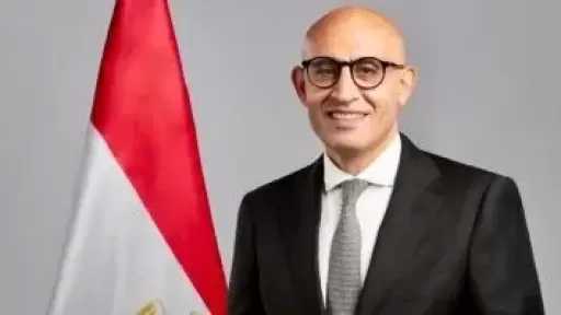 وزير التعليم: إلزام المدارس بالكتب الدراسية الرسمية فى وضع الامتحانات