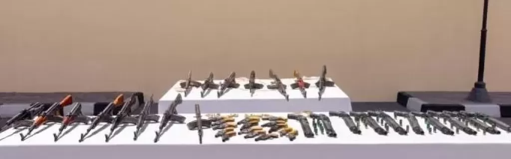 خط أحمر