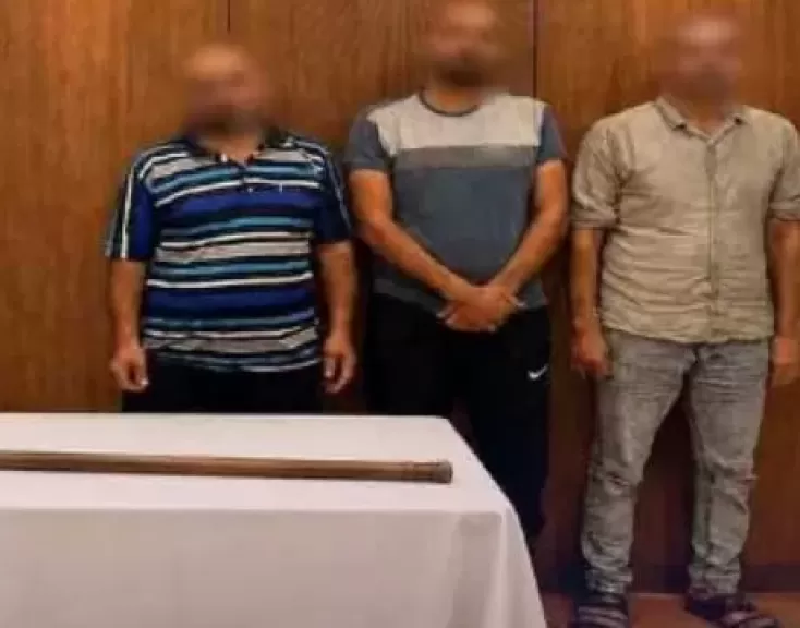 خط أحمر