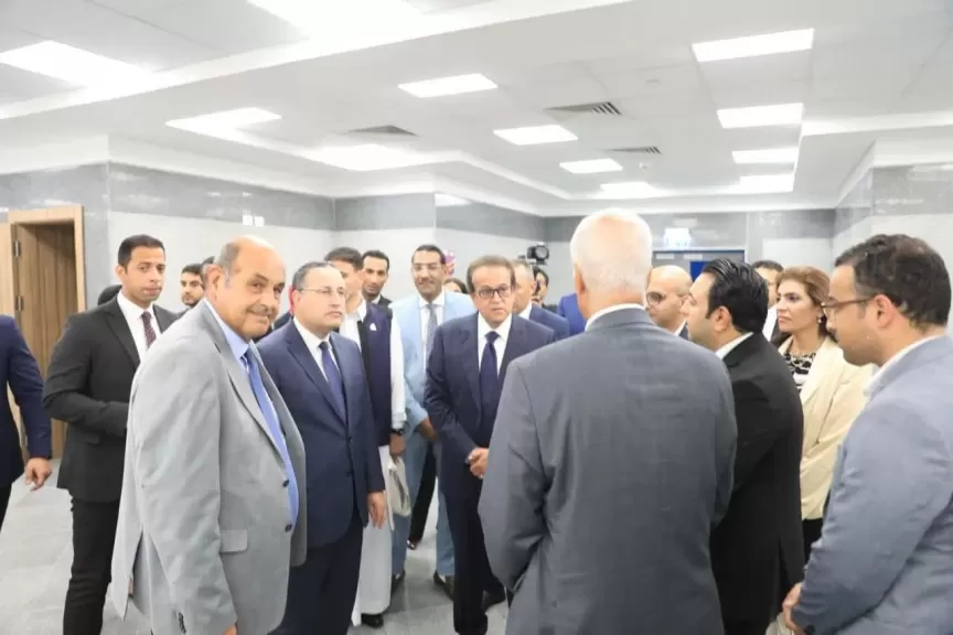 خط أحمر