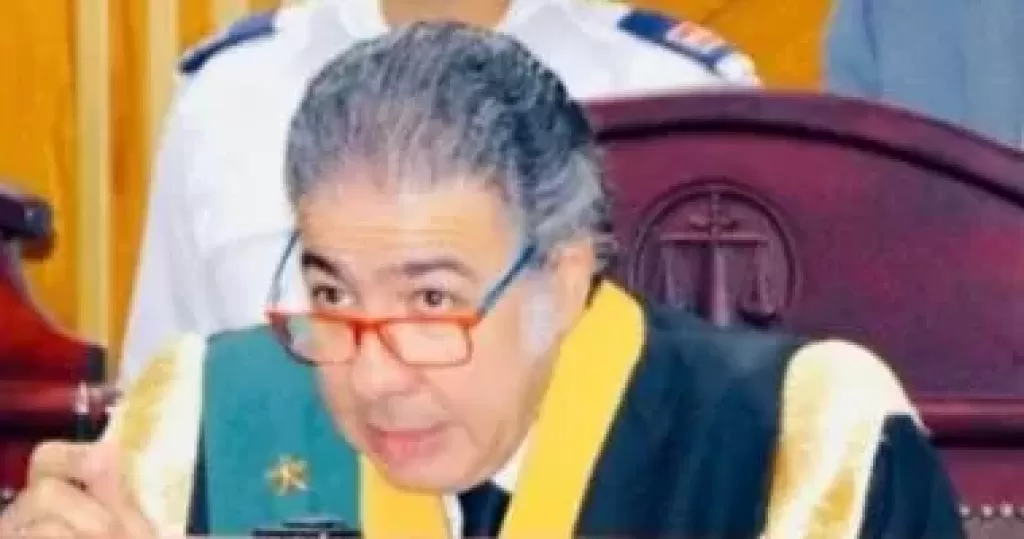 خط أحمر