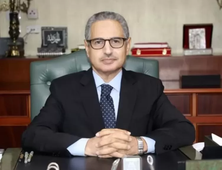 خط أحمر