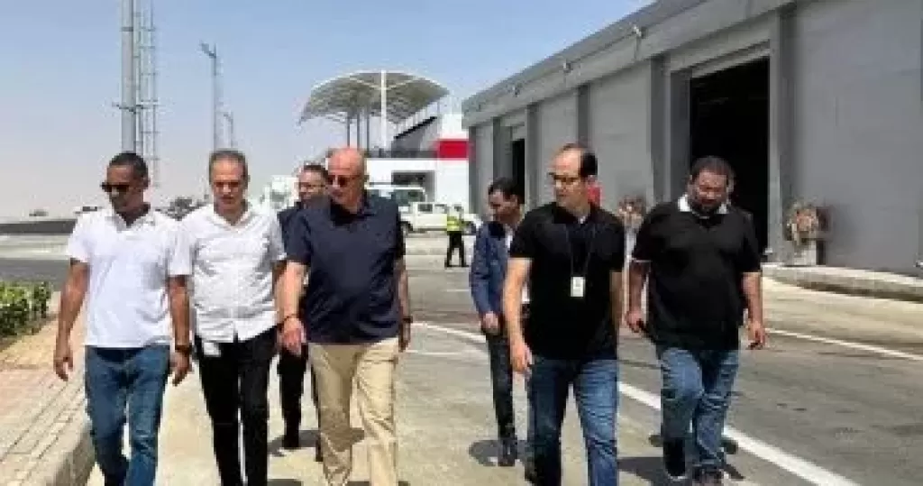 خط أحمر
