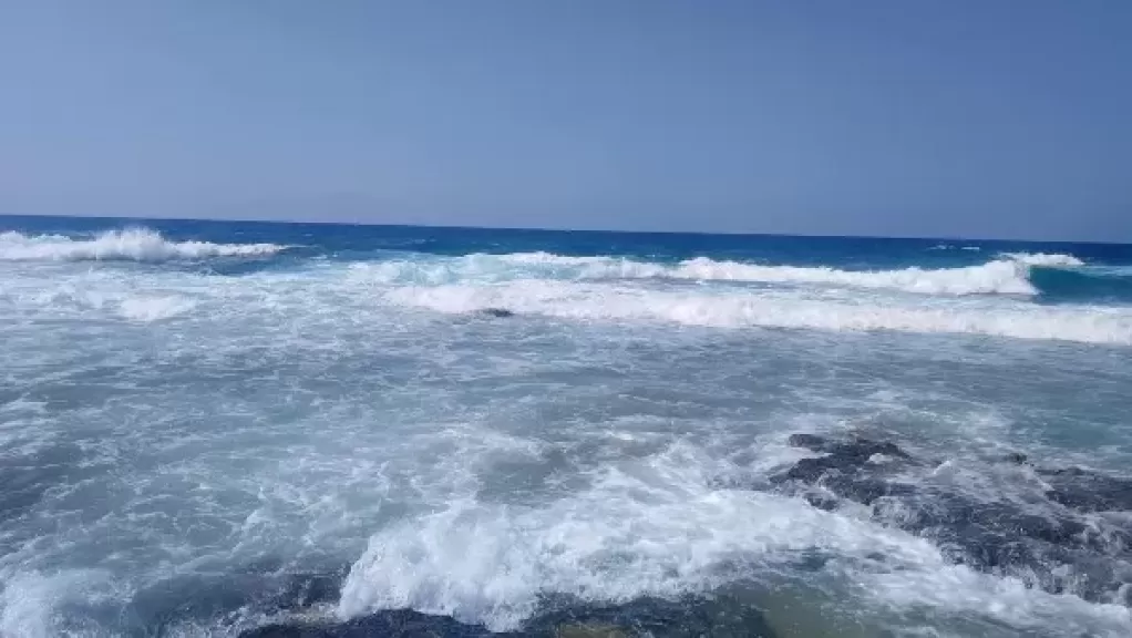 خط أحمر