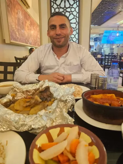خط أحمر