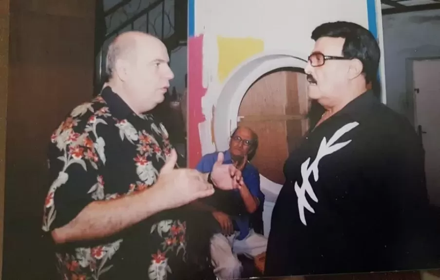 خط أحمر