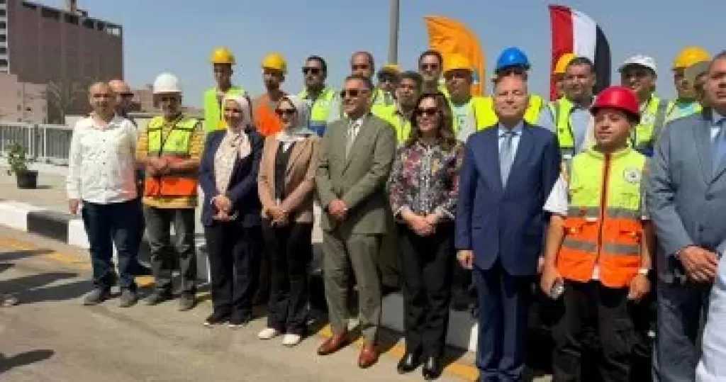 وزيرة التنمية المحلية ومحافظ القليوبية يفتتحان أعمال تطوير كوبرى الأميرية