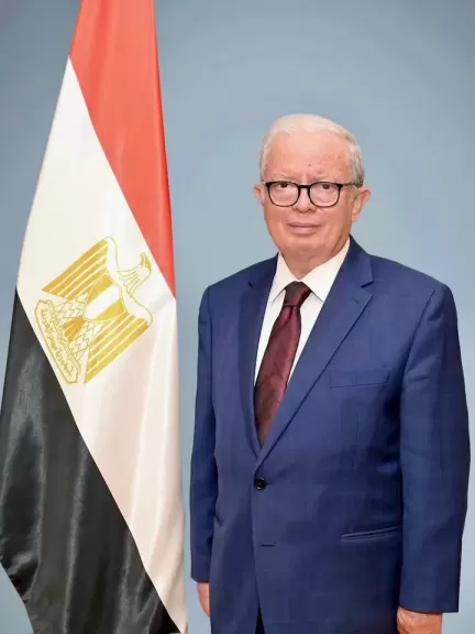 خط أحمر