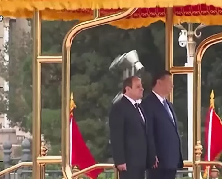 خط أحمر