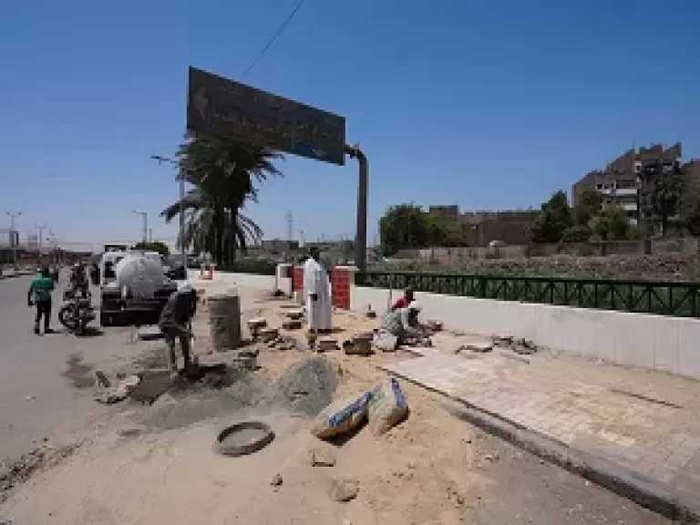 محافظ أسيوط: تطوير كورنيش ترعة الملاح بالأربعين من مستشفى الإيمان حتى كوبري موقف الشادر