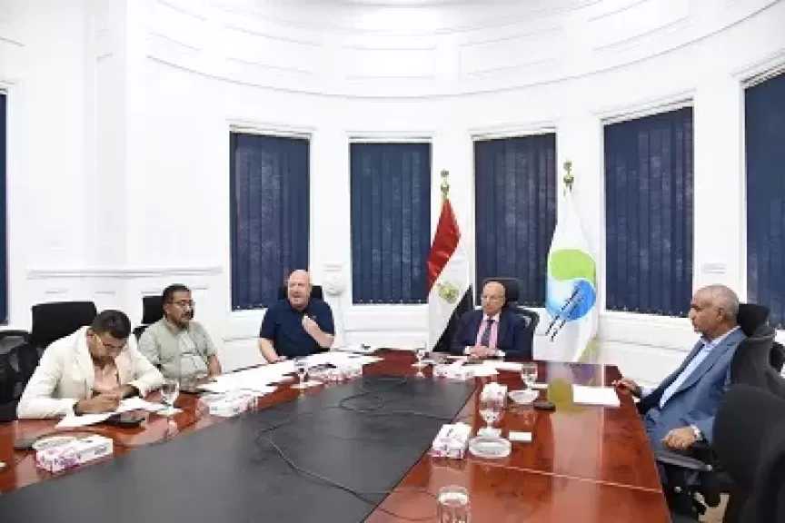 القابضة للمياه: مشروعات حياة كريمة على رأس أولوياتنا