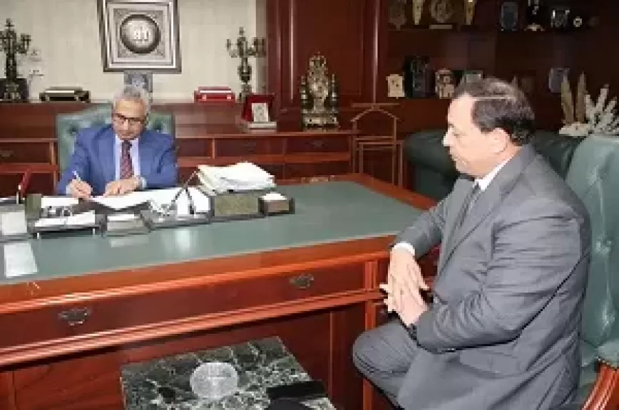 خط أحمر