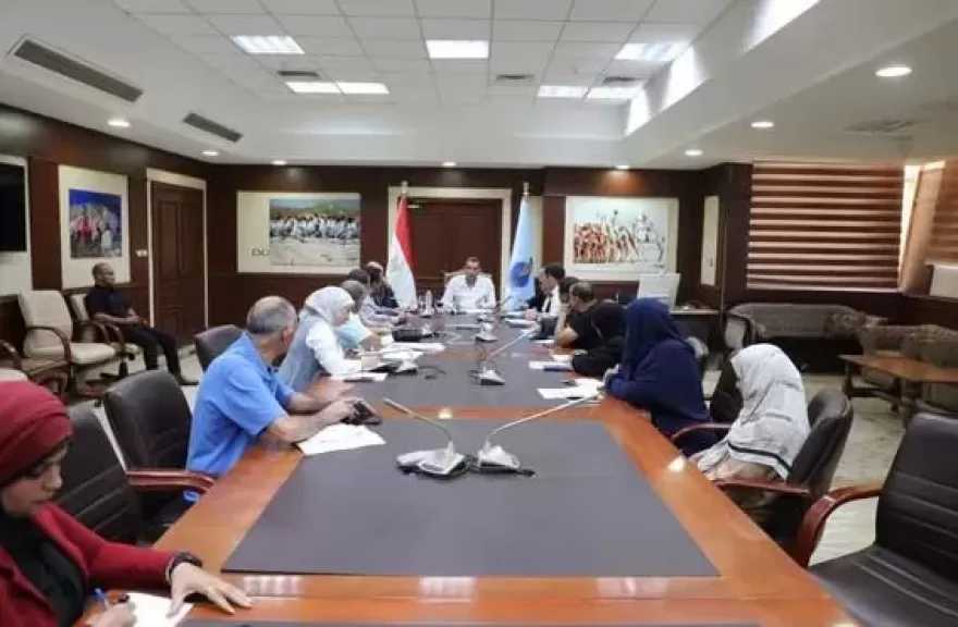 محافظ البحر الأحمر يوجه بتعظيم استرداد مستحقات الدولة لرفع كفاءة الخدمات بالمحافظة