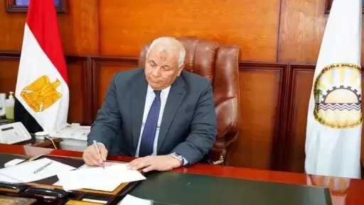 محافظ مطروح يعتمد الحد الأدنى للمرحلة الثالثة للقبول بالثانوي العام وفصول الخدمات