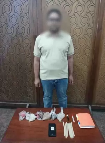 خط أحمر