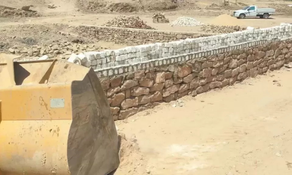 خط أحمر