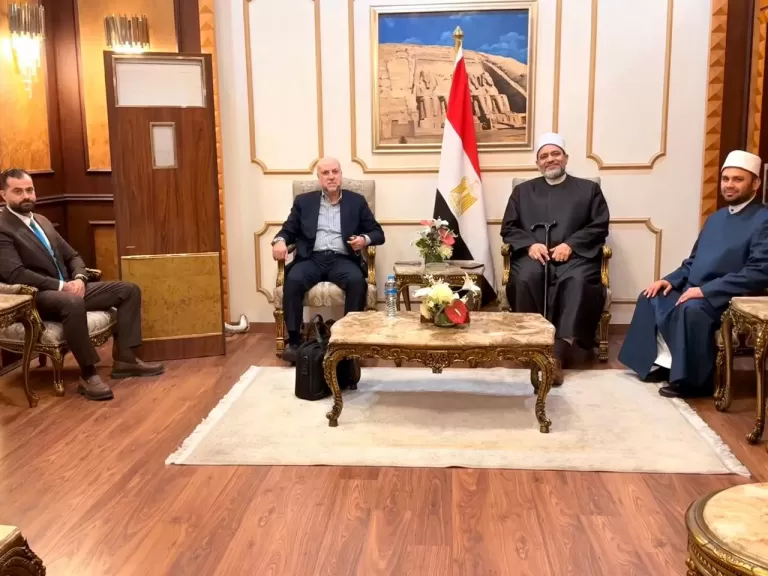 خط أحمر