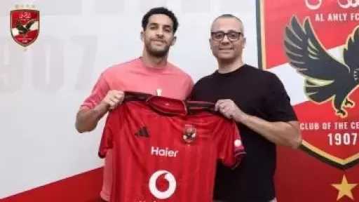 مصطفى شوبير يمدد تعاقده مع الأهلى حتى عام 2029