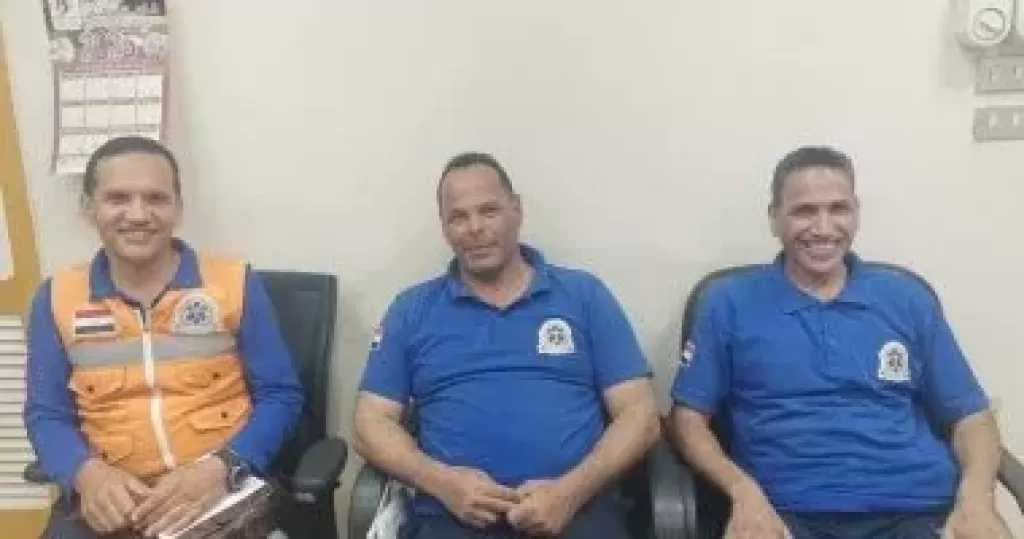 أبطال إسعاف بني سويف يروون تفاصيل مكالمة طفل لانقاذ والده: وصلنا فى 6 دقائق