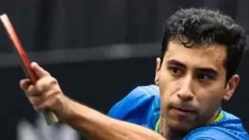 يوسف عبد العزيز يحصد فضية فردي الرجال بتنس الطاولة في دورة ألعاب البحر المتوسط
