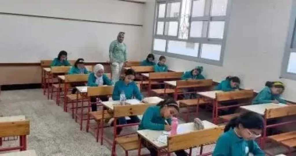 امتحانات ابتدائى وإعدادى.. التعليم تحسم حقيقة تغيير مواصفات أسئلة 80% مقالى