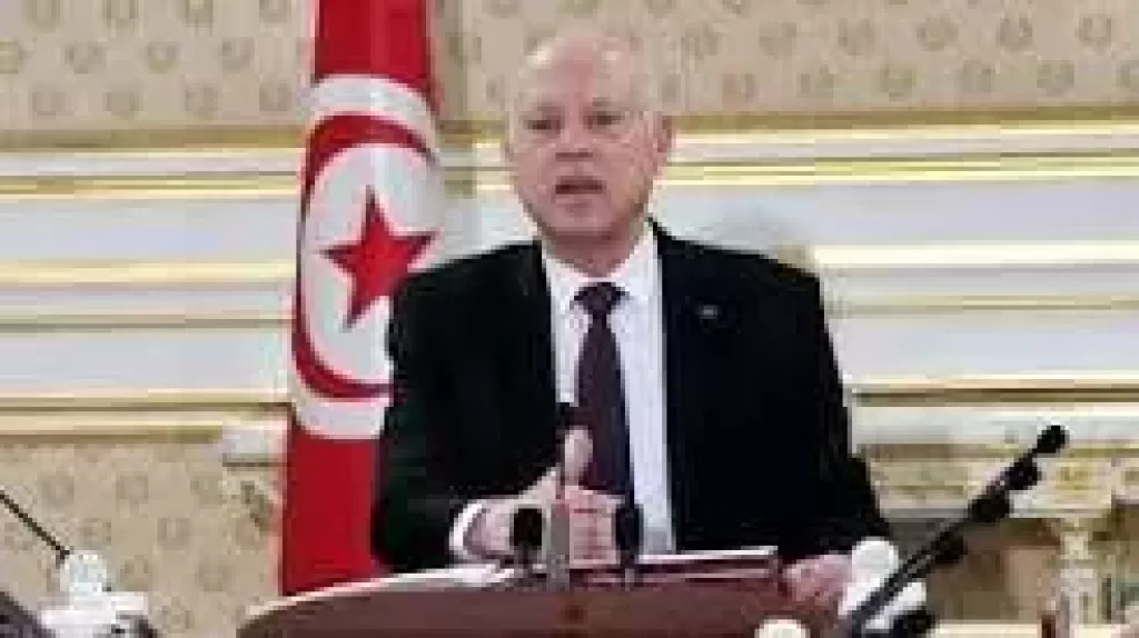 خط أحمر