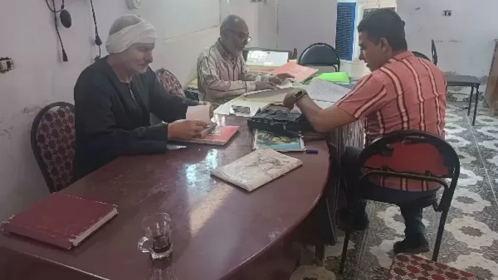 خط أحمر
