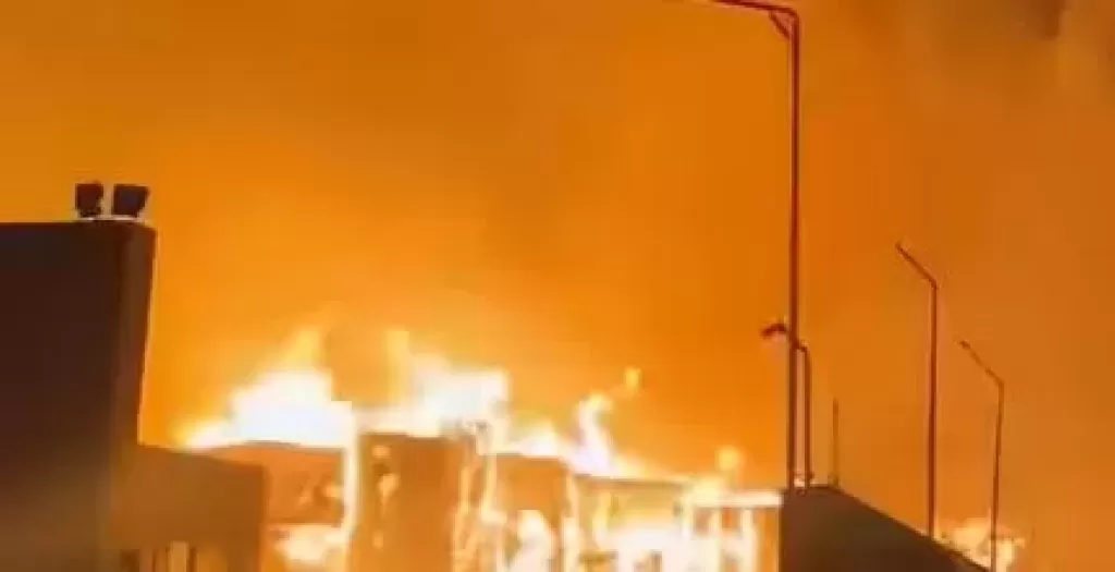 خط أحمر