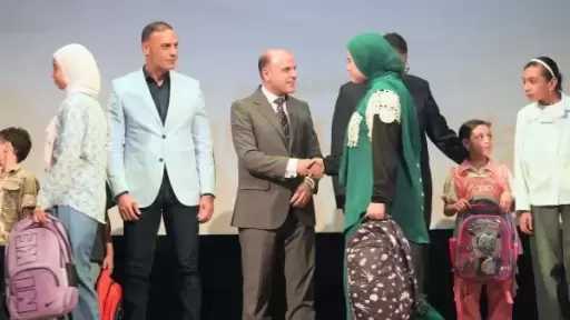 محافظ الغربية يشهد تسليم الحقائب والأدوات والمستلزمات الدراسية للطلاب الأولى بالرعاية