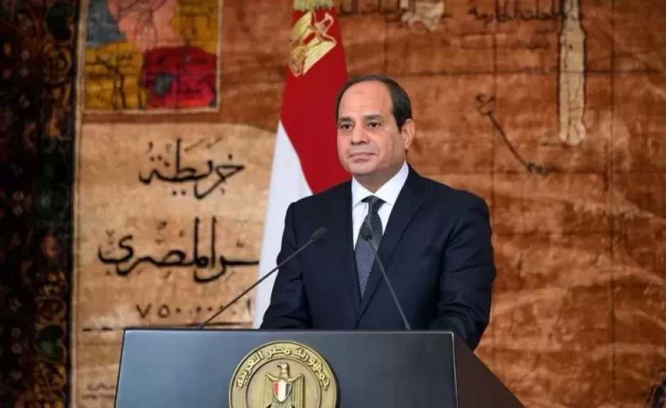 السيسي يوجه بمواصلة إحياء القاهرة التاريخية وتبني مشروع لـ«تخضير القاهرة» وتحويل المساحات المُخلاة إلى مسطحات خضراء