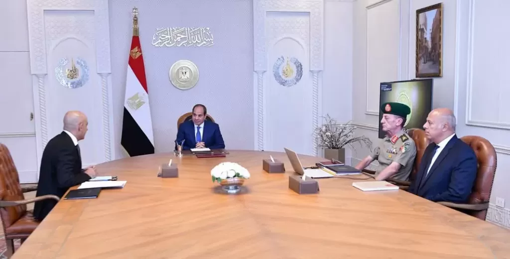 خط أحمر