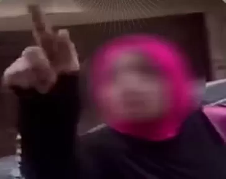 خط أحمر