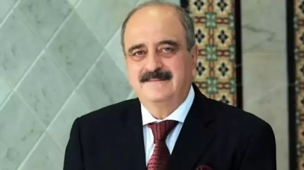خط أحمر