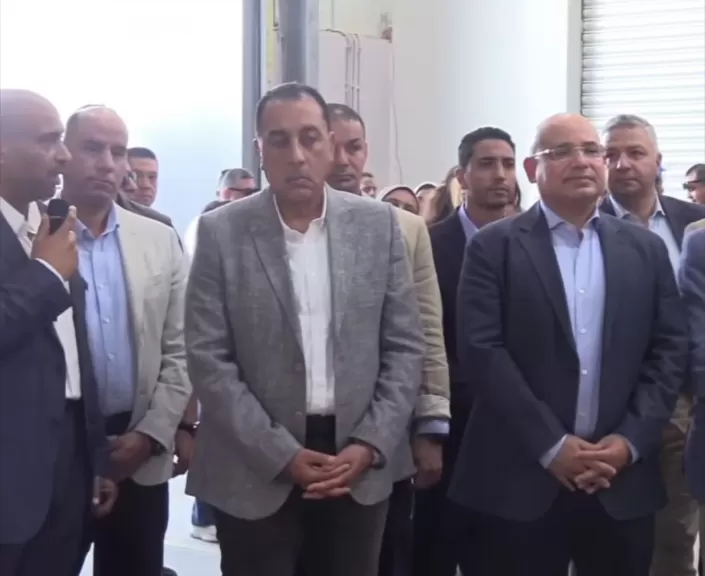 خط أحمر
