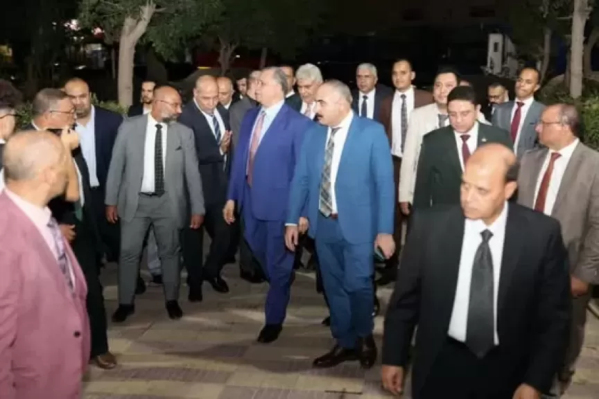 خط أحمر