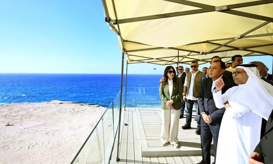 خط أحمر