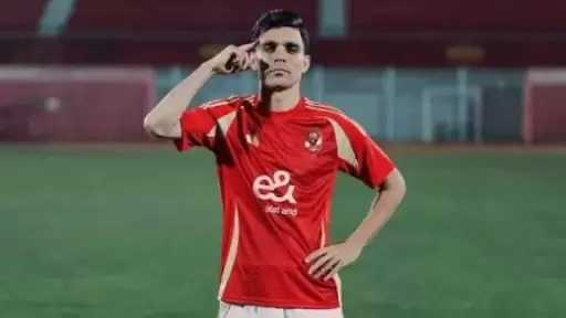 الأهلي يحسم موقفه من تجديد عقد بن شرقي خلال أيام