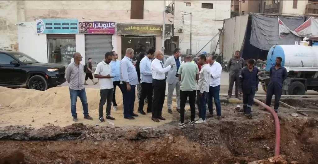 محافظ الأقصر يتابع تطوير شوارع المدينة وتوجيهات بسرعة إنهاء المرافق تمهيدًا للرصف