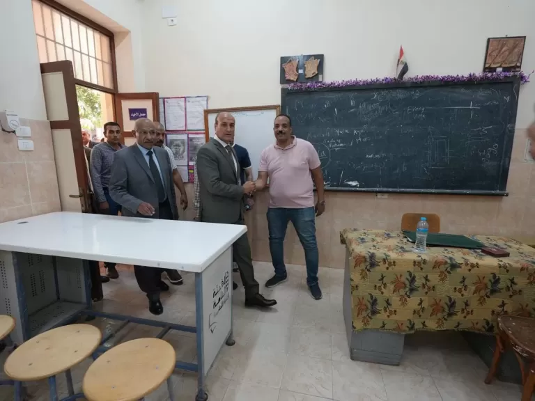 خط أحمر